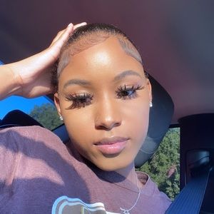 Meet your Posher, Airiyanna